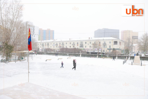 Маргааш Улаанбаатарт -7 хэм хүйтэн. Цастай