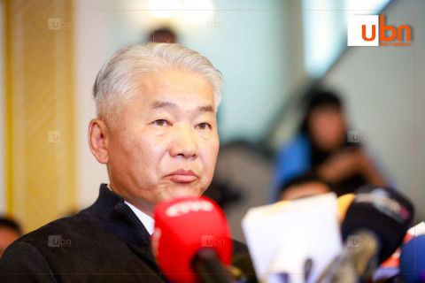 Ж.Энхбаяр: ҮХЦ “Үндсэн хуулийн бус аргаар санал хураасан“ гэж үзвэл Ерөнхий сайдыг огцруулсан шийдвэр ХҮЧИНГҮЙ болно