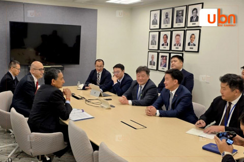 Монголбанкны Ерөнхийлөгч Б.Лхагвасүрэн ОУВС, Дэлхийн банкны жилийн уулзалтад оролцож байна