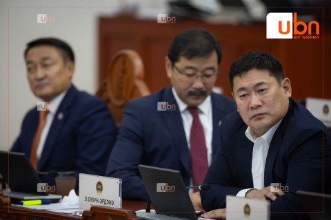 ЧУУЛГАН: Ухаа худагийн асуудлаар хянан шалгах түр хороо байгуулах асуудлыг баасан гарагт хэлэлцэнэ