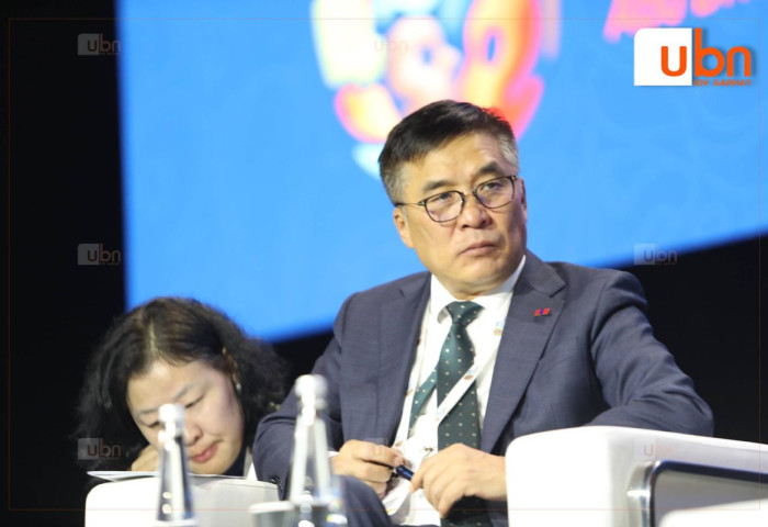 “Байгальд суурилсан шийдлүүдийг хөгжлийн тэргүүлэх чиглэл“-ээ болгож буйг сайд Б.Батбаатар дэлхийн байгаль хамгааллын чуулганд онцлов