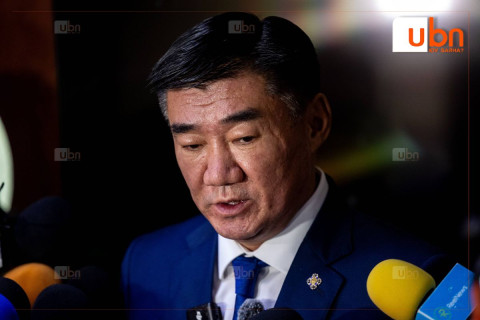 С.Бямбацогт: Би Х.Булгантуяа даргад “ТББХ-ны саналын томъёоллоор санал хураалт явбал төрийн эрхийг хууль бусаар авах гэмт хэрэг болж магадгүй. Хууль сануулъя“ гэж хэлж байсан