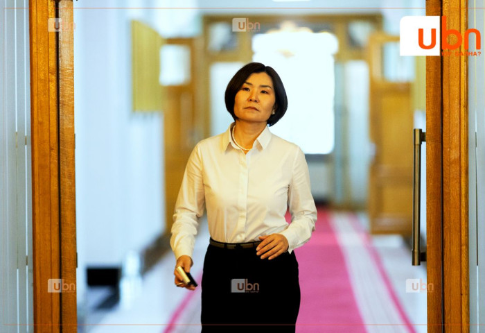 Г.Уянгахишиг: Сонгууль ойртохоор л одон, медалийн зардал, түгээлт ихэсдэгээс болж шагнал авч байгаа хүмүүс ичдэг болж байна