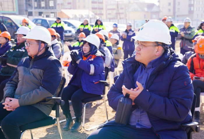 Ханын материалын эхний ээлжийн 1800 айлын орон сууцны бүтээн байгуулалтын ажлыг эхлүүллээ