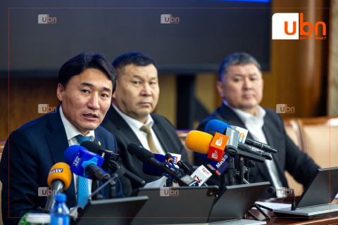 ШУУД: УИХ дахь МАН-ын бүлэг хэлэлцсэн асуудлуудынхаа талаар мэдээлэл өгч байна