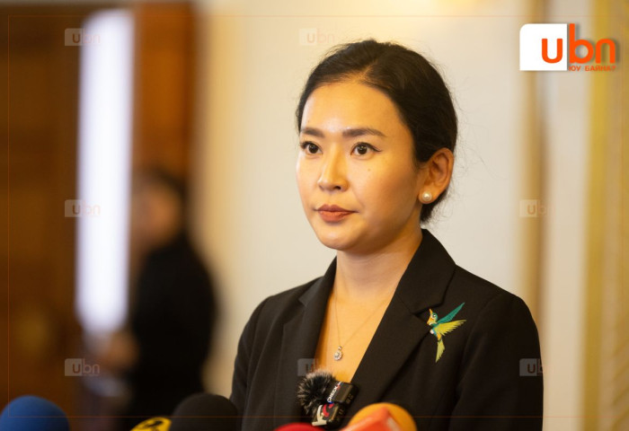 С.Цэнгүүн: Яагаад сонгуулийн өмнө бэлэн мөнгөөр өгч болоод байдаг хэр нь энгийн үед багш эмч нарын цалинг нэмээд явж болдоггүй вэ