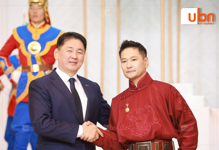 Жүжигчин С.Ариунбямба МУГЖ цол хүртлээ