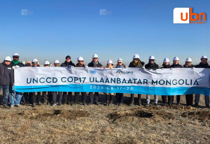 НҮБ-ын төлөөлөгчид COP17 төслийн талбайд мод тарилаа