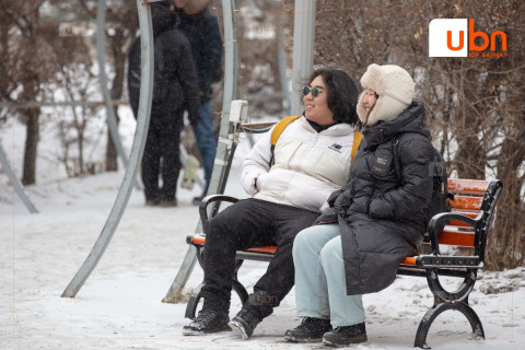 ӨГЛӨӨНИЙ МЭНД: Улаанбаатарт 1 хэм дулаан, ялимгүй цас орно