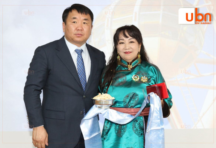 УСУГ 2025 оны ажлын гүйцэтгэлээ дүгнэж, шилдэг ажилтнуудаа шагнажээ