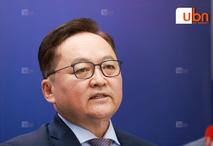 Б.Лхагважав: МАН коммунист үе рүүгээ буцах гээд байна. Энэ нам хулгайчдаар дүүрчихээгүй. Даргад нэр дэвших эрх надад бий