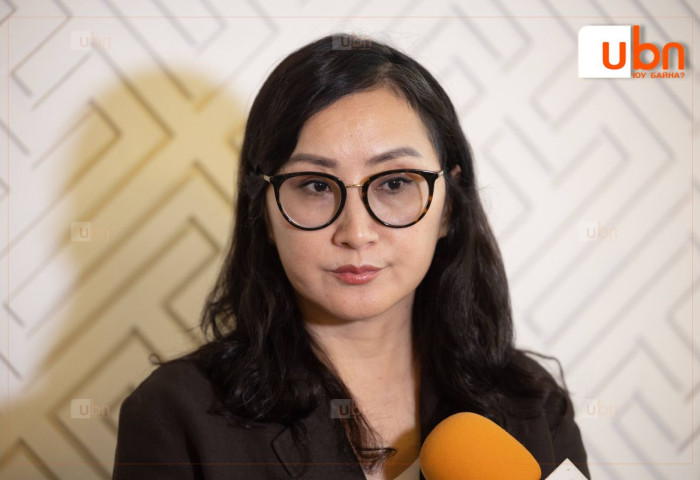 Ж.Баярмаа: Шөнөжингөө 80-тай дугаараас “Ална шүү. Ирж хуралдаа ор. Очиж наад хоёроо огцруул“ гэдэг мессэж ирсэн шүү