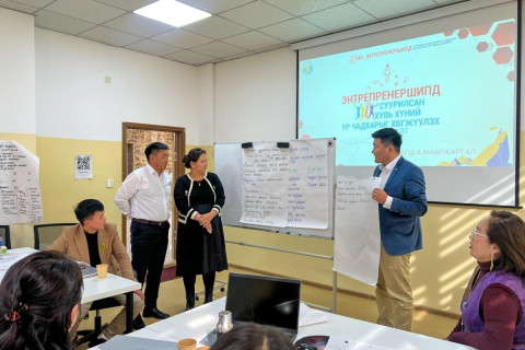 Хэнтий, Сүхбаатар, Дорнод аймгуудад малчин хүүхэд, залуучуудын боловсрол, сургалтыг дэмжих үйл ажиллагааг зохион байгуулж байна