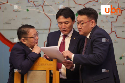 Оюутолгойн хувь нийлүүлэгчдийн зээлийн хүүг бууруулахаар тохиролцлоо