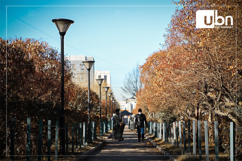 Улаанбаатарт 8 хэм дулаан