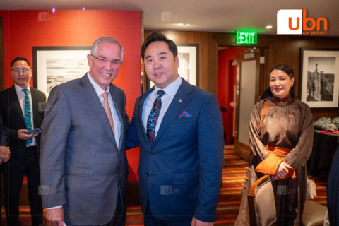 АНУ-ын их дээд, сургуулиудад 200 оюутан сургах талаар санал солилцжээ