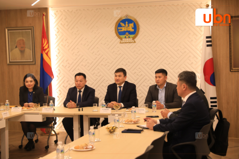 АН-ын удирдлагууд БНСУ дахь иргэдтэйгээ уулзаж, виз, хөдөлмөр эрхлэлтийн асуудлаар ярилцлаа