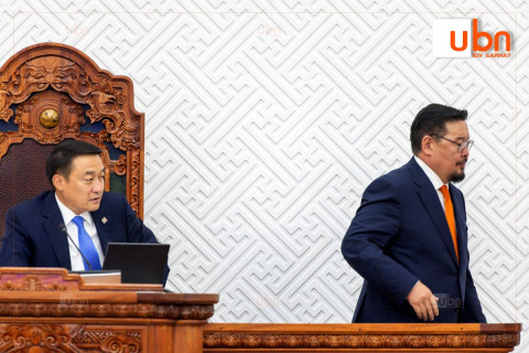 МАН-ын даргын өрсөлдөөн Г.Занданшатар, Д.Амарбаясгалан нарын хооронд өрнөнө