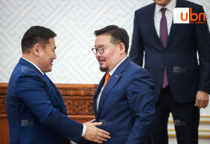 Л.Оюун-Эрдэнэ 5, Г.Занданшатар 2 дахин бууруулахаар АМЛАСАН ч 2020 оноос хойш НЭГ ХУВЬ ч буураагүй ЯДУУРАЛ