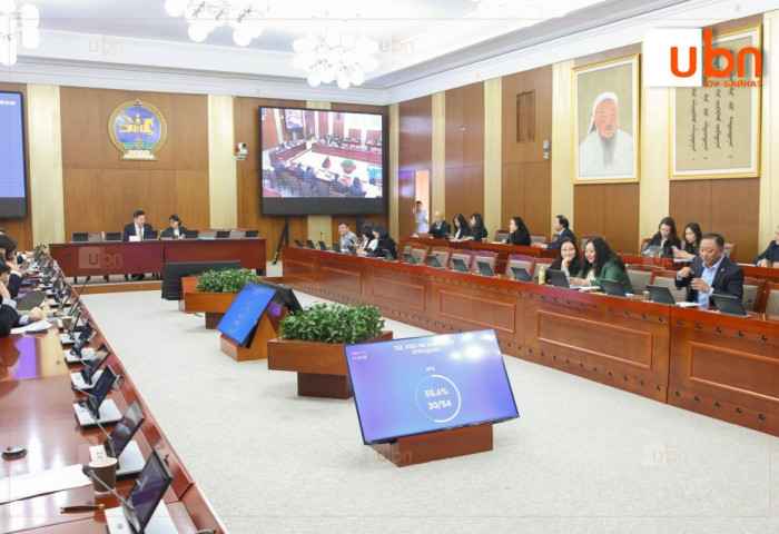 Багш нарын цалинг 2.8 сая төгрөгт хүргэж, тэтгэврийг 8.6 хувиар нэмэгдүүлэхээр 2026 оны төсвийн төсөлд тусгажээ