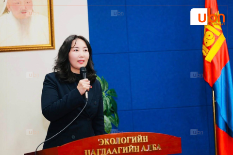 Оюутны “Менторшип” хөтөлбөрт шалгарсан “Байгаль 360” шилдэг төсөлд Ногоон хөгжлийн хороо тэтгэлэг гардууллаа