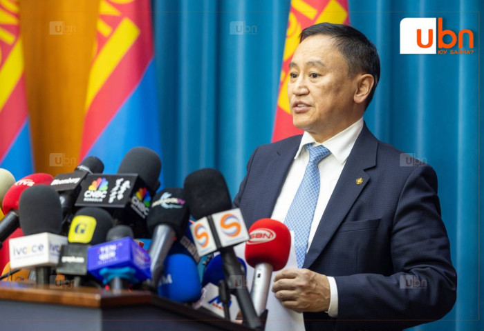 Ж.Чинбүрэн: Эрүүл мэндийн салбарынхны цалинг 2026 ондоо багтаж 3 сая төгрөгт хүргэнэ