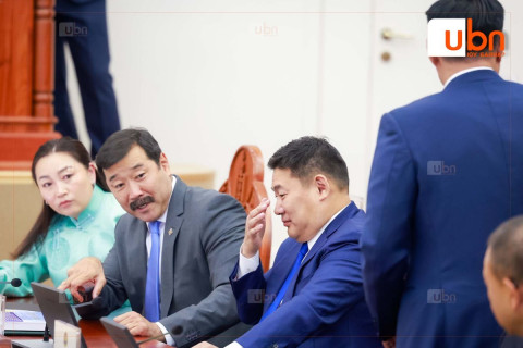 ЧУУЛГАН: Ухаа худагийн асуудлаар Хянан шалгах түр хороо байгуулах тогтоол ДЭМЖИГДСЭНГҮЙ