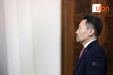 Шадар сайд Х.Ганхуяг ЗГ-ын гишүүний тангарагаа өргөлөө