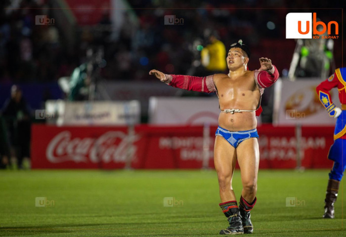 МҮБХ: Улсын арслан Б.Орхонбаярт Монгол бөхийн уламжлал, үндэсний бахархлыг дэлхий дахинд түгээн сурталчилж буйд талархал дэвшүүлье