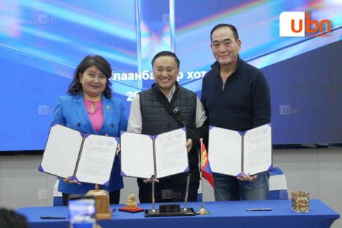 Хэлэлцээрт гарын үсэг зурж, ЭМЧ нар ажил хаяхгүй боллоо