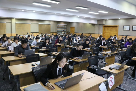 Төрийн албаны тусгай шалгалт улсын хэмжээнд эхэллээ