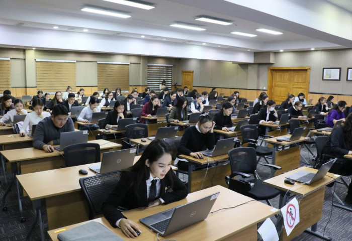 Төрийн албаны тусгай шалгалт улсын хэмжээнд эхэллээ