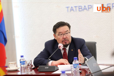 Ерөнхий сайд Татварын албыг 17.9 их наяд төгрөгийн орлогын төлөвлөгөөг бүрэн биелүүлж ажиллахыг үүрэг болгов