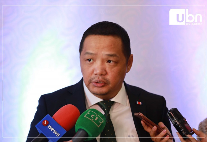 “Манай намынхан муудаж, сайндаж л байдаг“