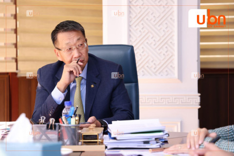 Н.Учрал СПИКЕР болвол ЭЗХ-ийн сайдад Л.Энх-Амгалан очих уу