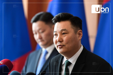 УИХ-ын гишүүн Д.Бум-Очир битүүний өдөр амардаг байх хуулийн төсөл санаачилжээ