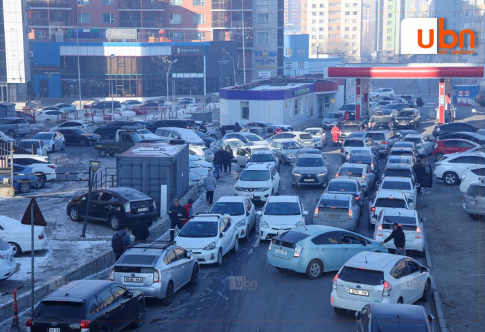 “Банкаа дүүргэлээ гээд ирээдүйн амьдрал тэр чигтээ сайхан болохгүй нь тодорхой шүү дээ“