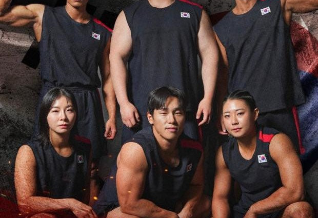 PHYSICAL ASIA: Солонгосчууд шүүмжлэлд өртөв