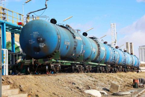 АҮЭБЯ: АИ-92 автобензин 95 вагон байна