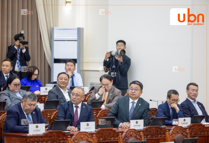 ЧУУЛГАН: УИХ-ын даргаар Н.Учралыг томилох асуудлаар АН-ын бүлэг 14.00 цаг хүртэл завсарлага авлаа