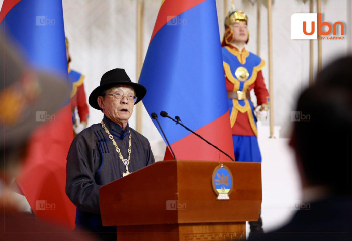 С.Нарангэрэл: Их эзэн Чингис хааны нандигнаж байсан гурван үеийнхний амин хэлхээ холбоог салгавал монголчууд бид өөдлөхгүй гэдгээ ухаарах цаг үетэй золгосон байна