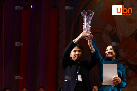 “Болор цом”-ын эзэн лхагва гарагт тодорно