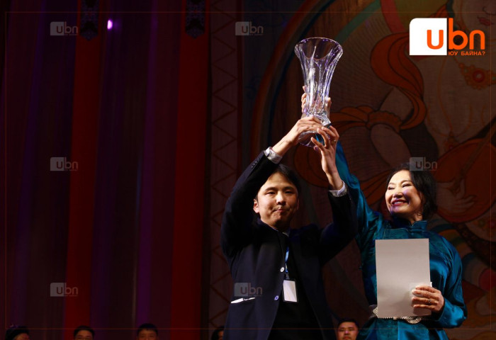 “Болор цом”-ын эзэн лхагва гарагт тодорно