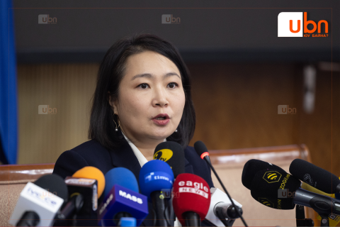 О.Номинчимэг: Гудамжаар алхангаа тамхи татдаг байдлыг болиулна