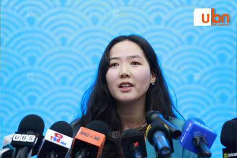 М.Батхишиг: 5-р ангийн хүүхэд хүртэл VAPE бариад явж байсан