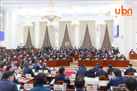 ЧУУЛГАН: Тээврийн хэрэгслийн албан татварын нэмэгдлийг цуцлах тухай нийтийн өргөдлийн талаарх ТБХ-ны санал, дүгнэлтийг хэлэлцэнэ