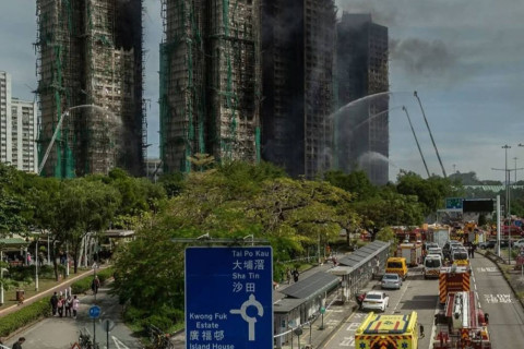 Хонконгийн орон сууцад гарсан галын улмаас амиа алдсан иргэдийн тоо 94-т хүрчээ