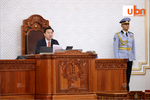 Н.Учрал: Хуулийн ноён оргил болсон албан тушаалаасаа татгалзаад ирж байгаад нь хүндэтгэлтэй хандаарай