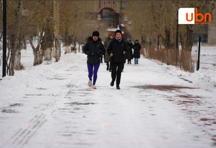 Улаанбаатарт -11 хэм хүйтэн