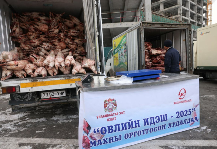 “Өвлийн идэш“ өргөтгөсөн худалдаанд үхрийн мах 14000, адууны мах 10500, хонины мах 12000 төгрөгөөр худалдаалагдаж байна